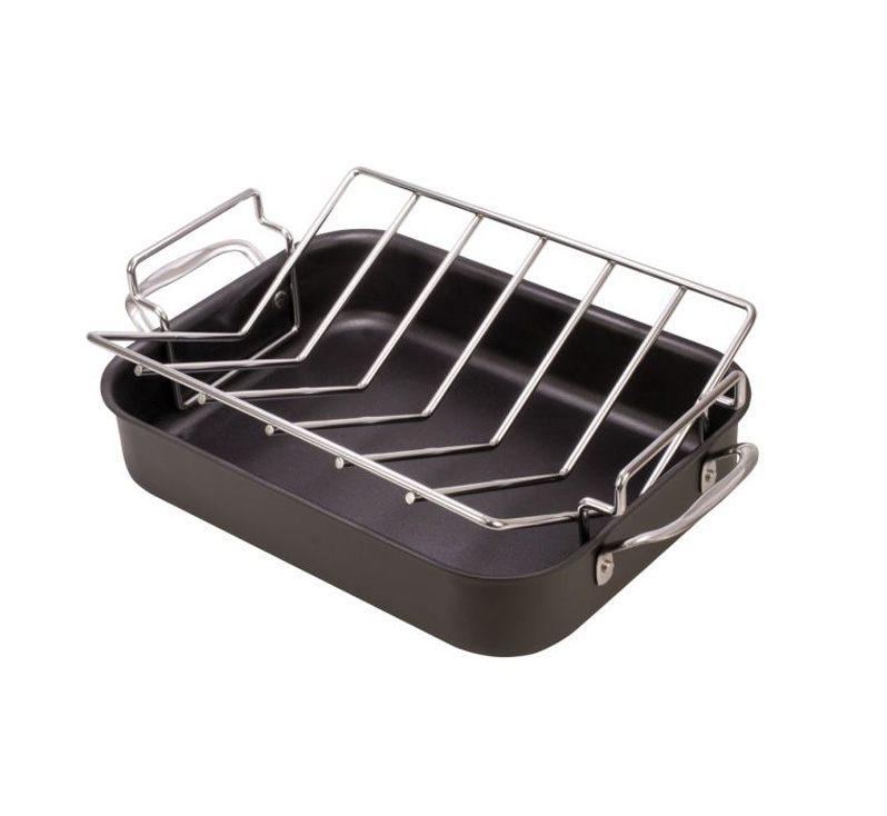 V-shaped roasting rack inside roasting pan